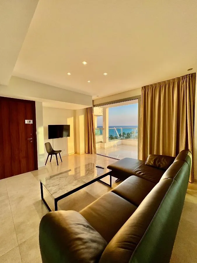 Aphrodite Plaza Larnaka 0*,