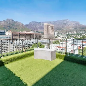 Aparthotel Habitat By Totalstay Südafrika